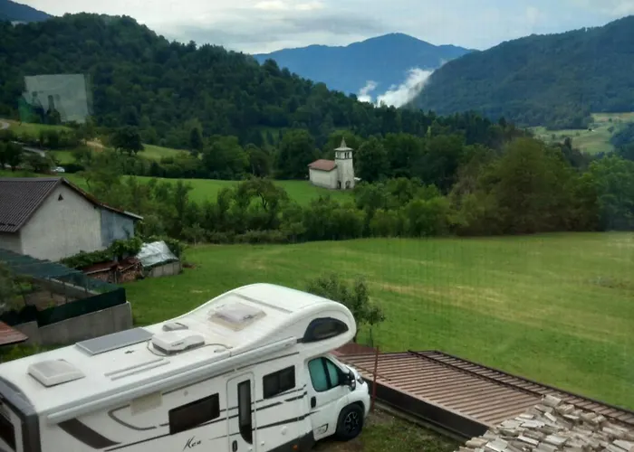 Daire Apartma Arnej *